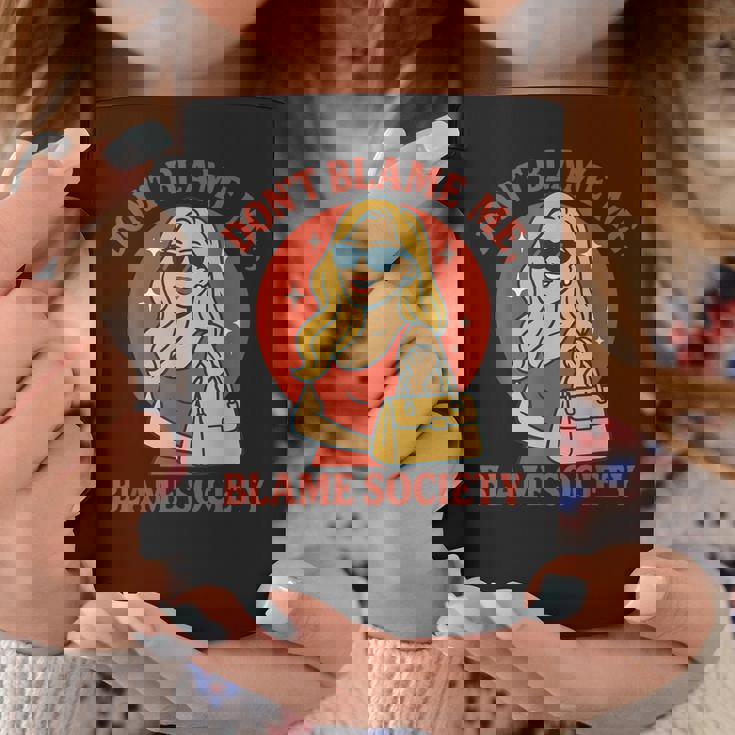 わたしじゃない 社会のせい レトロガール コーヒーマグ 面白い贈り物