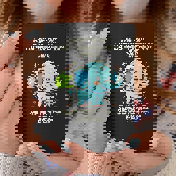 エレファントおならしないよ時々ズボンの中でささやくだけ 長袖tシャツ コーヒーマグ 面白い贈り物