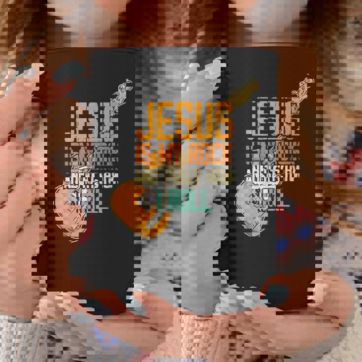 ジーザス・イズ・マイ・ロック・アンド・ザット・イズ・ハウ・アイ・ロール クリスチャン コーヒーマグ 面白い贈り物