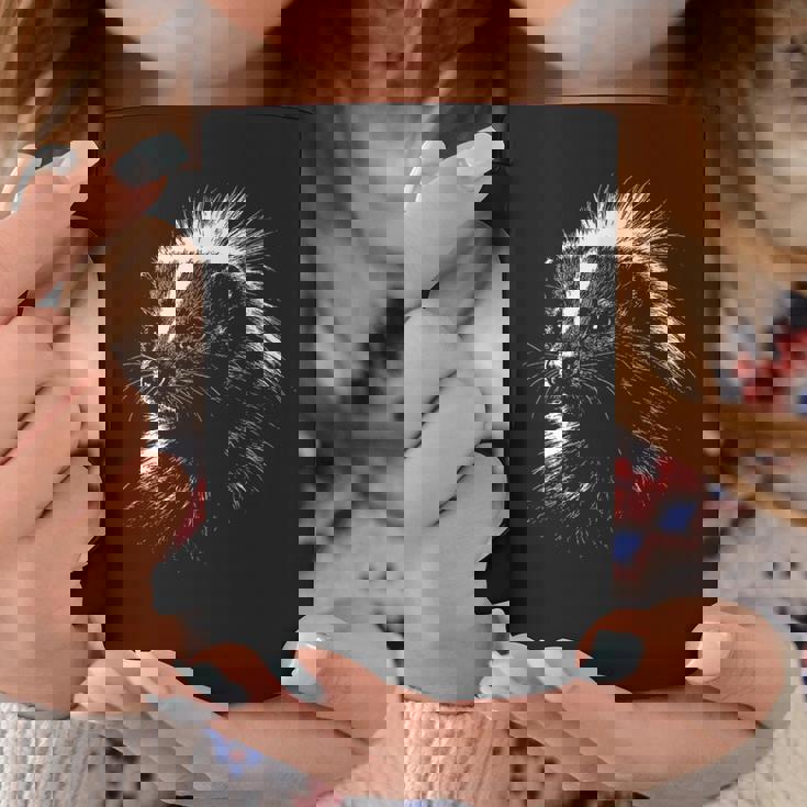 スカンクの肖像画 黒と白の動物愛好家 コーヒーマグ 面白い贈り物