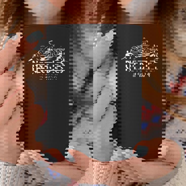 ニードルズ・ハイウェイ・サウスダコタ・モーターサイクル コーヒーマグ 面白い贈り物