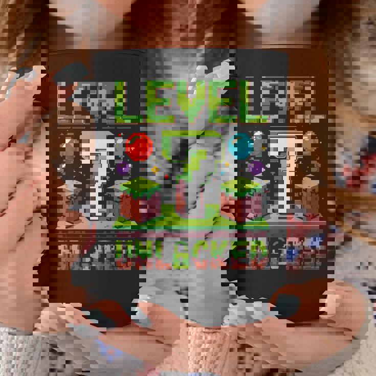 バースデーボーイシャツ レベル7 ロック解除 7歳の誕生日 男の子 コーヒーマグ 面白い贈り物