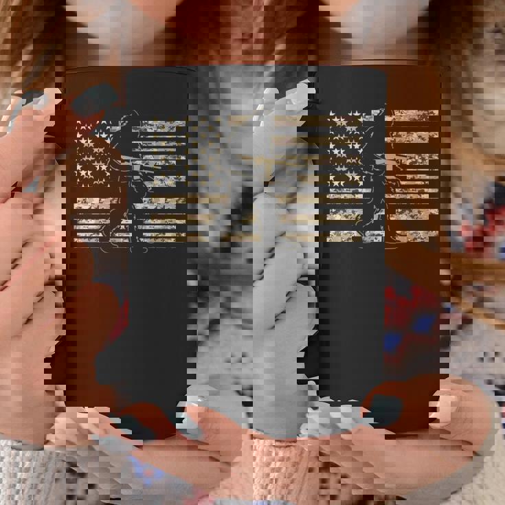 ビッグフットガンオーナー アメリカ国旗 ミリタリー サスカッチ Ar15 長袖tシャツ コーヒーマグ 面白い贈り物