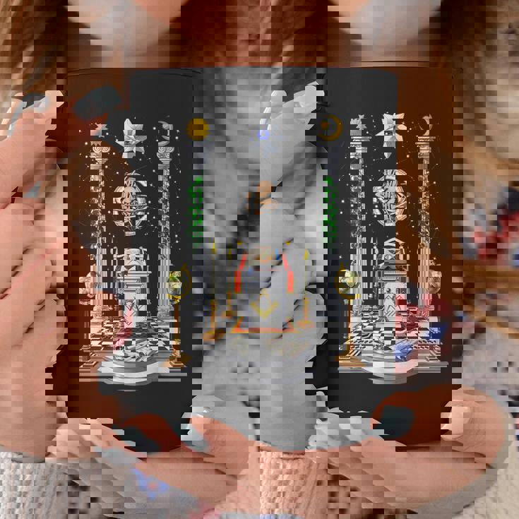 フリーメーソンのロッジ フリーメイソン フリーメイソンのコンパス フリーメイソンの祭壇 コーヒーマグ 面白い贈り物
