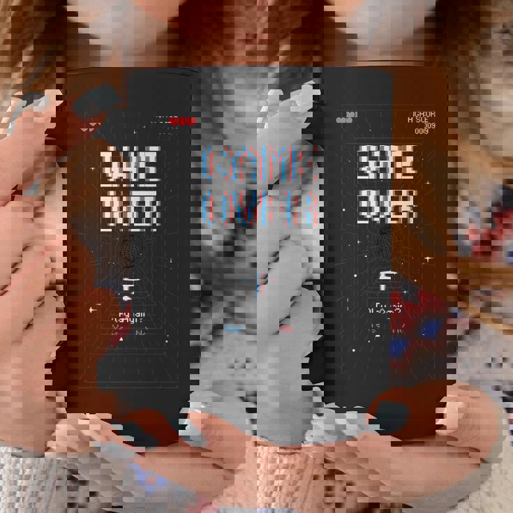 レトロアーケードゲームオーバーゲーム コーヒーマグ 面白い贈り物