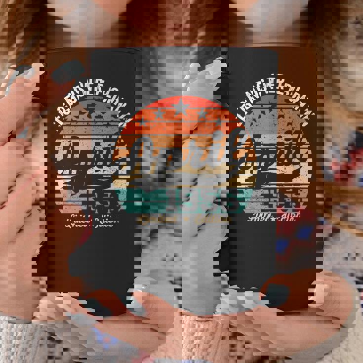 ヴィンテージ70歳の誕生日の伝説は1956年4月に誕生しました。 コーヒーマグ 面白い贈り物