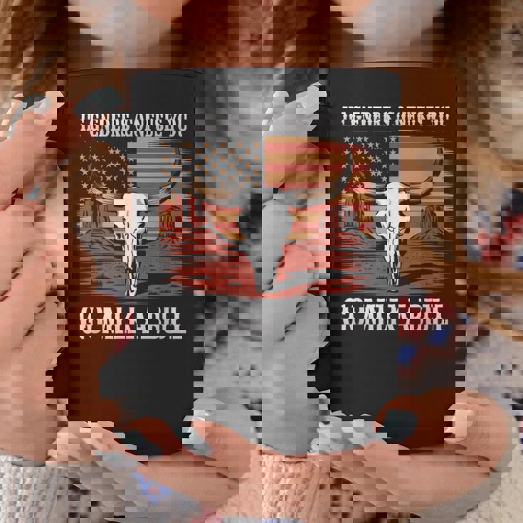 性別が混乱したら牛の乳を搾りに行け、アメリカ人 コーヒーマグ 面白い贈り物