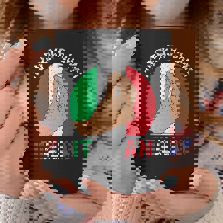 私は流暢なイタリア語を話します、イタリアの手のジェスチャー、私はイタリアが大好きです コーヒーマグ 面白い贈り物
