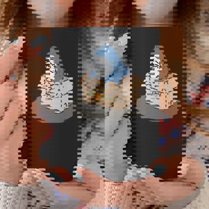 箱入りサメ 長袖tシャツ コーヒーマグ 面白い贈り物