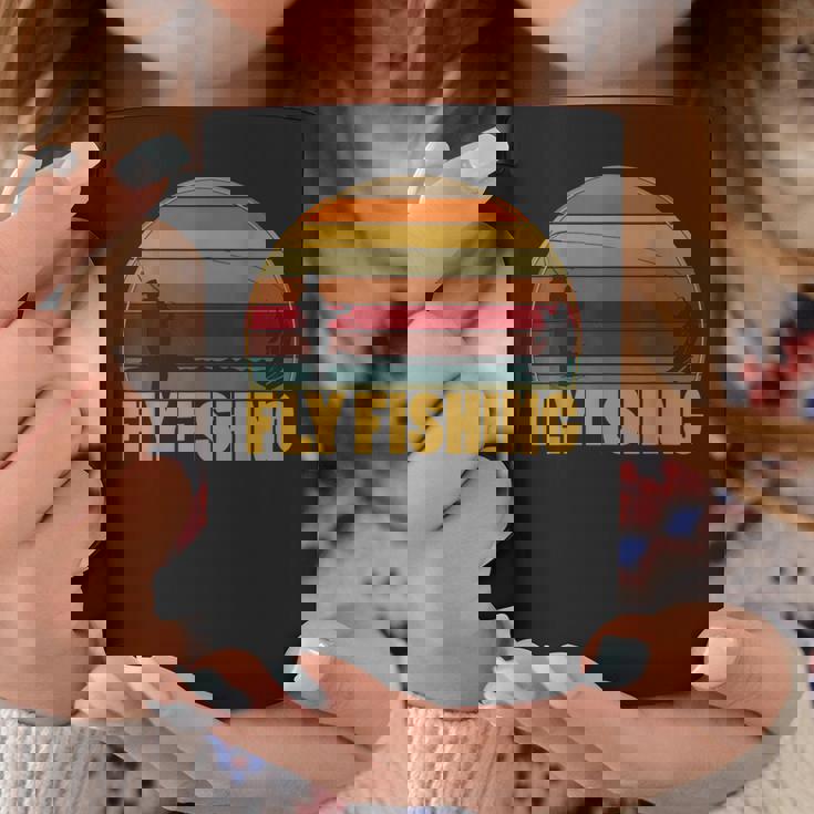 釣竿を使ったレトロなフライフィッシング フィッシャーマンフライフィッシング コーヒーマグ 面白い贈り物