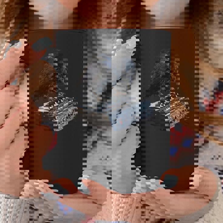 面白いtシャツ 鳥 カラス シンセサイザー メンズ グッズ おもしろ 面白い 服 ネタ バードウォッチング コーヒーマグ 面白い贈り物