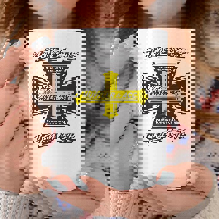 Gene's Mufflers アイアンクロス コーヒーマグ 面白い贈り物