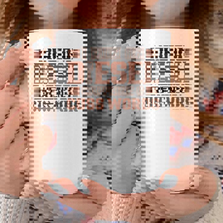 ディーゼルカフェインで走るトラック運転手 長袖tシャツ コーヒーマグ 面白い贈り物