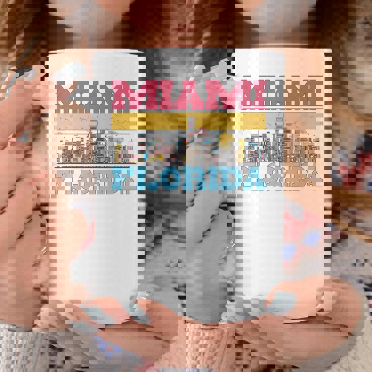 マイアミ フロリダ州 都市景観 お土産 モダン マイアミスカイライン コーヒーマグ 面白い贈り物