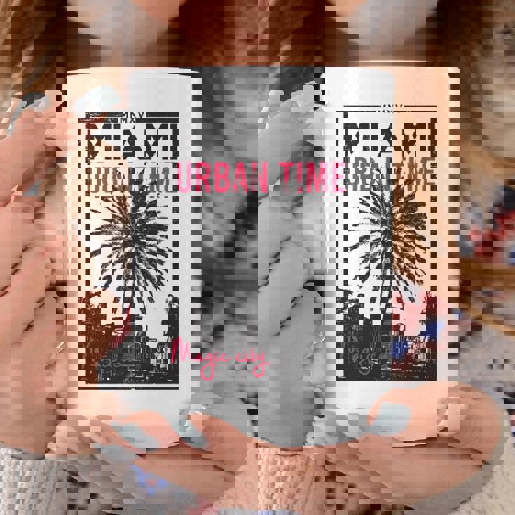 マイアミマジックシティビーチシャツ フロリダ愛好家向け 長袖tシャツ コーヒーマグ 面白い贈り物