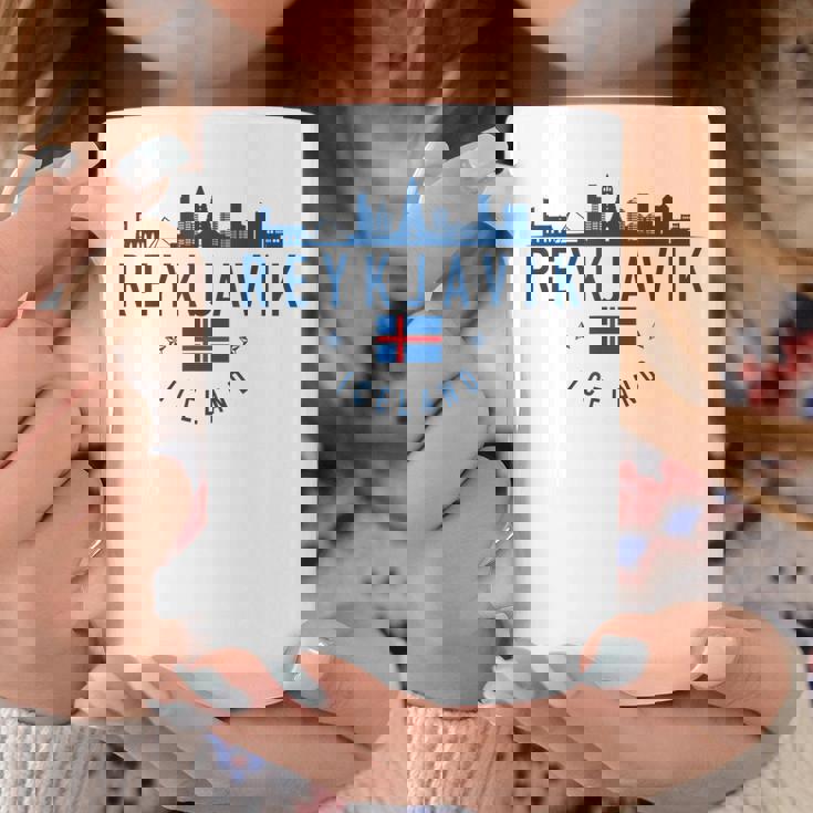 レイキャビク アイスランド アイスランド国旗 スカイライン プライド お土産 コーヒーマグ 面白い贈り物