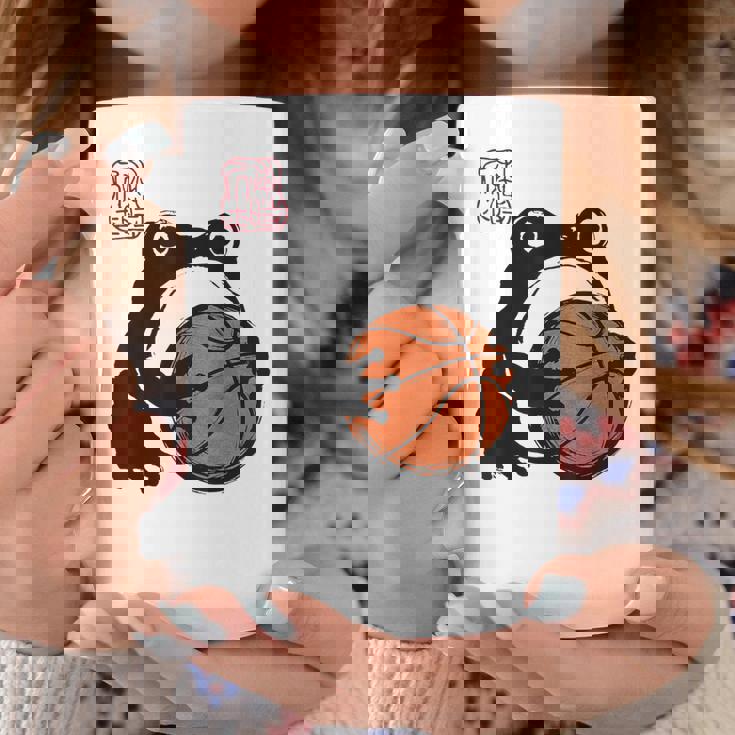 不機嫌そうなカエル 面白い バスケットボール アニメ 日本語 コーヒーマグ 面白い贈り物