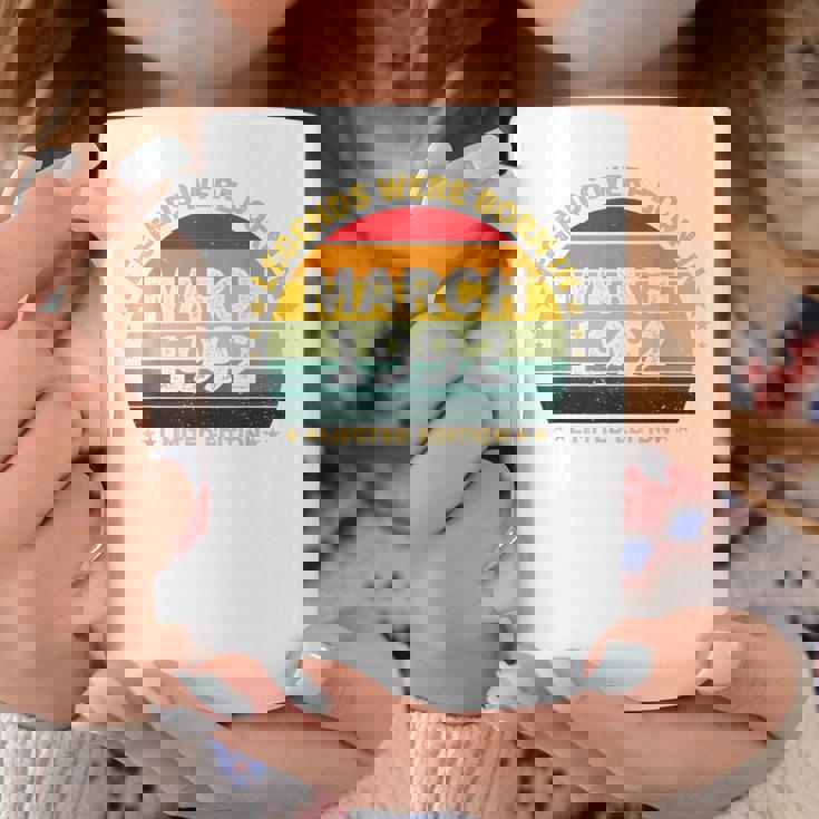 伝説は1992年3月に誕生した 34歳の誕生日 コーヒーマグ 面白い贈り物