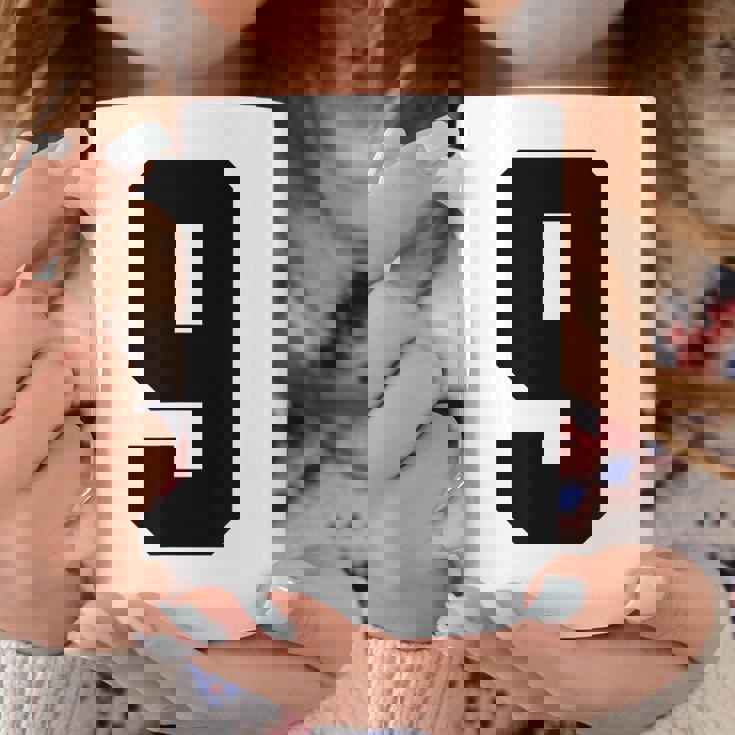 番号9 ナインスポーツジャージ 誕生日年齢 ラッキーナンバーブラック コーヒーマグ 面白い贈り物