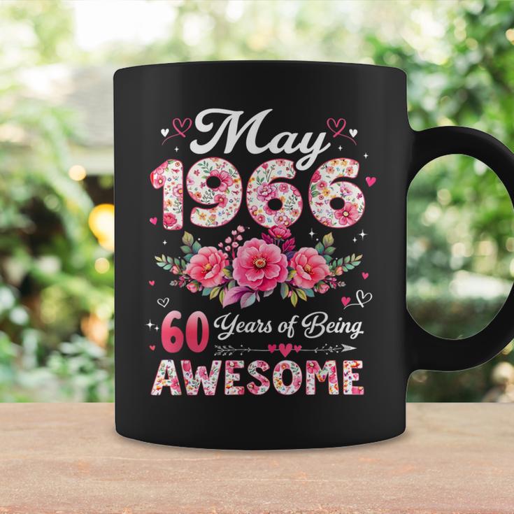 60歳 1966年5月 花柄 60歳 誕生日 男性 女性 コーヒーマグ ギフトのアイデア