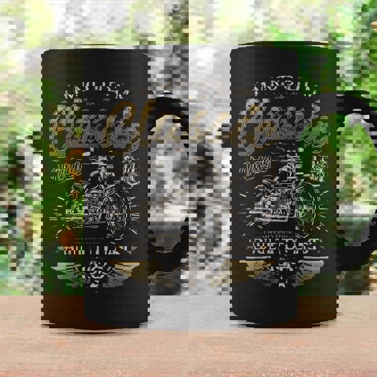 61 歳の誕生日男性オートバイ バイクに乗る人 1965 コーヒーマグ ギフトのアイデア