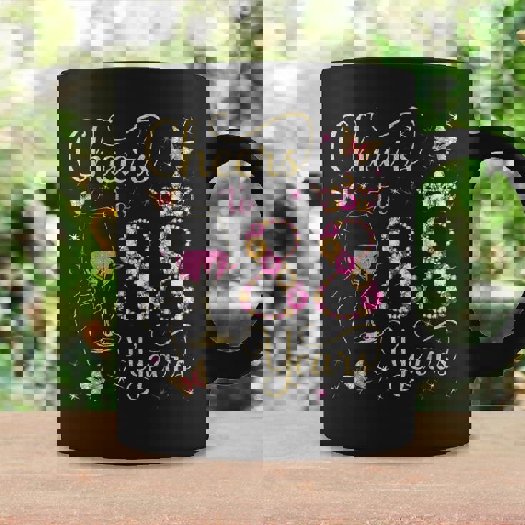 88歳、88歳の女王の誕生日、88歳の誕生日に乾杯。 コーヒーマグ ギフトのアイデア