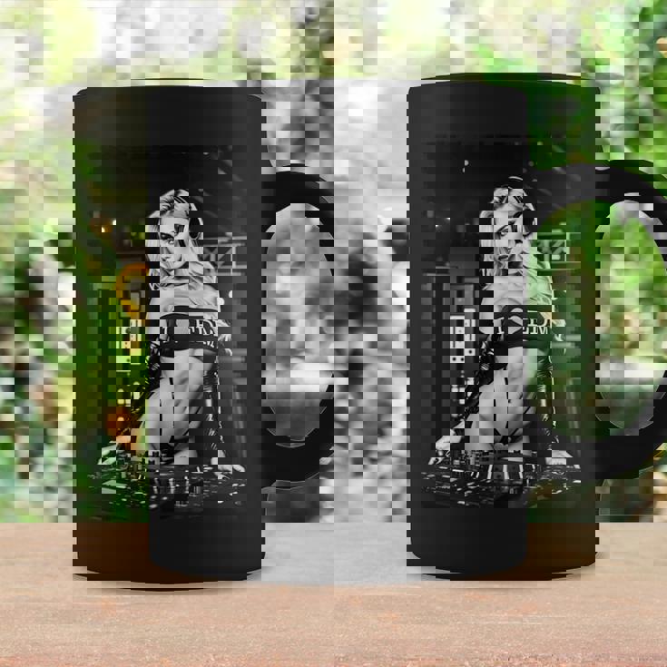 Hot Girl Edm シャツ メンズ セクシー ブロンド Dj レイブ B&W 長袖tシャツ コーヒーマグ ギフトのアイデア