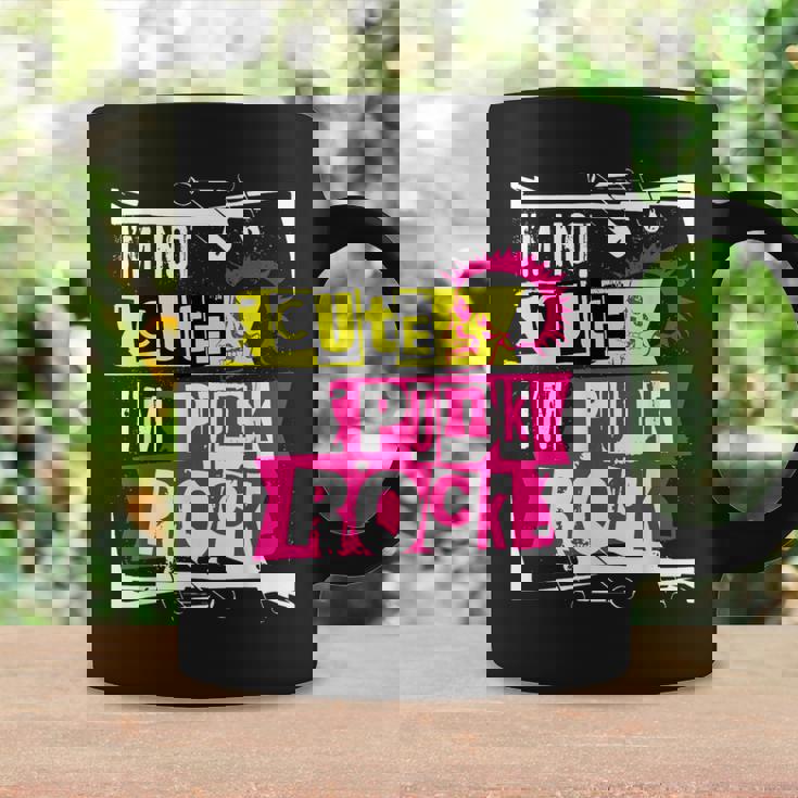 I'm Not Cute I'm Punk Rock パンクロッカー用 コーヒーマグ ギフトのアイデア