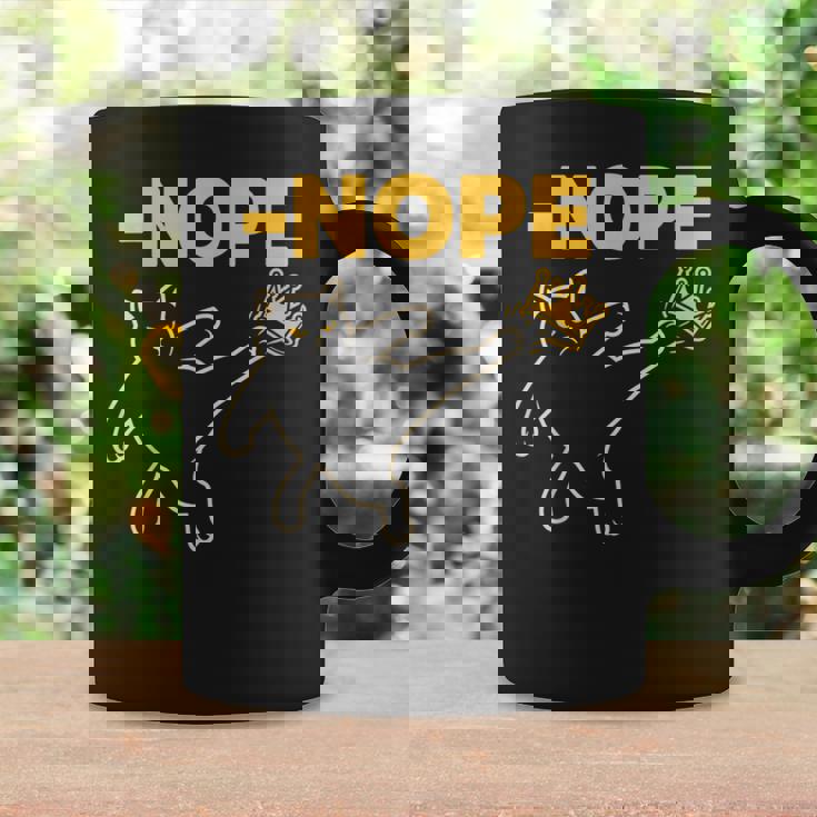 No Kings In America レトロ エッジの効いた抗議 コーヒーマグ ギフトのアイデア