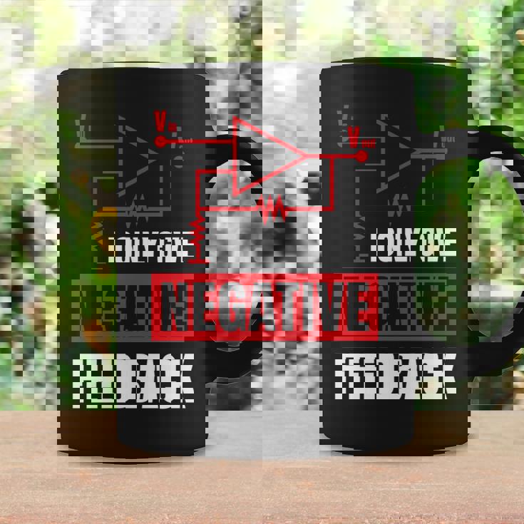 I Only Give Negative Feedback 電気ファニーエンジニア 長袖tシャツ コーヒーマグ ギフトのアイデア