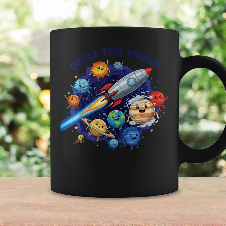 Outta This World かわいい惑星宇宙好き、宇宙飛行士銀河 コーヒーマグ ギフトのアイデア