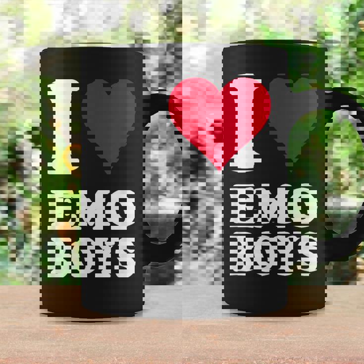 Red Heart I Love Emo Boys コーヒーマグ ギフトのアイデア