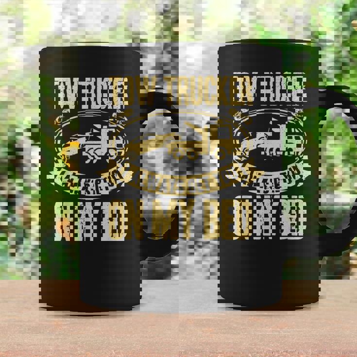 Tow Truck Driver Wrecker I Always Get You On My Bed コーヒーマグ ギフトのアイデア