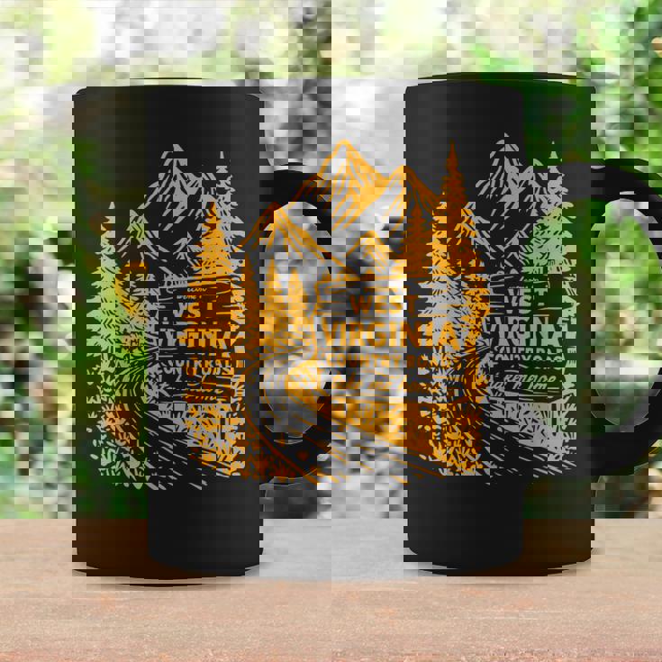 Wv ミニマリストヴィンテージウェストバージニア州生まれ育ち地元をご覧ください コーヒーマグ ギフトのアイデア