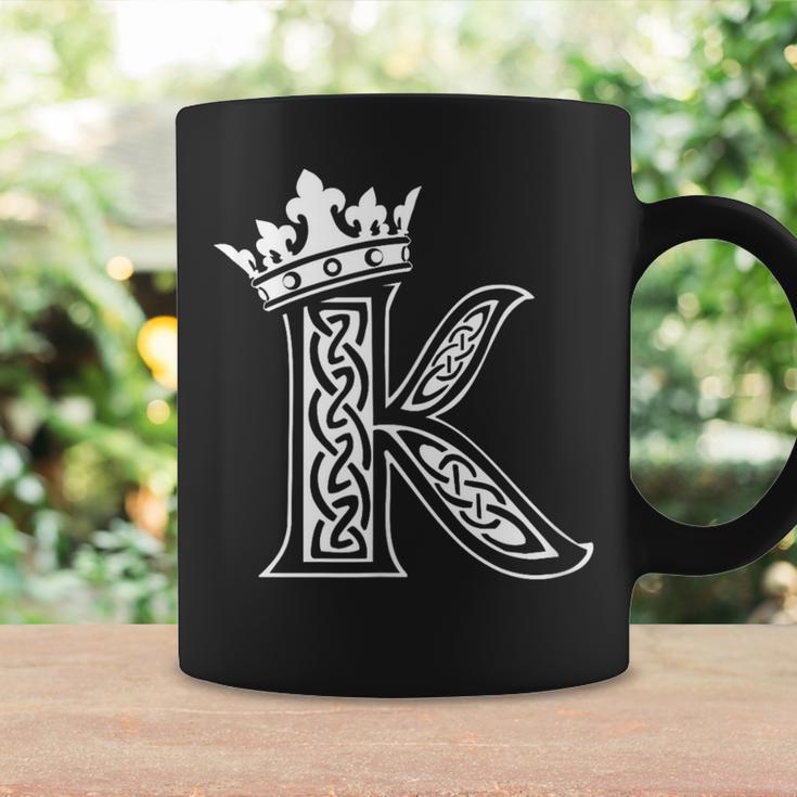 アルファベットtシャツ イニシャル文字 K & King Queen 王冠 コーヒーマグ ギフトのアイデア