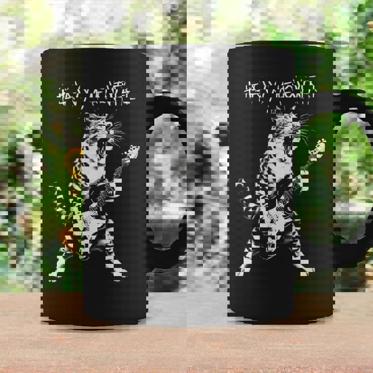 ギターを弾くクールな猫、ヘビーな「Meowtal」メタルパンクロックファン。 コーヒーマグ ギフトのアイデア