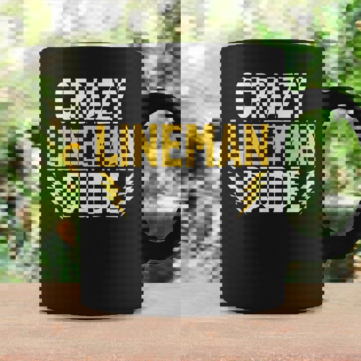 クレイジーラインマンデュードラインマン コーヒーマグ ギフトのアイデア