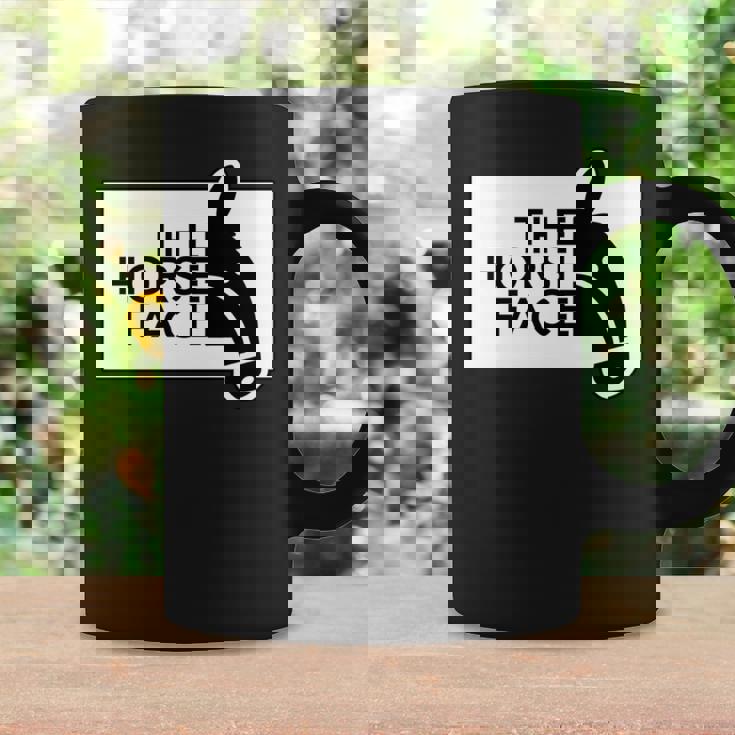 ザ・ホース・フェイス The Horse Face 午年 馬【十二支 干支】2026年 ブランド パロディ 長袖tシャツ コーヒーマグ ギフトのアイデア