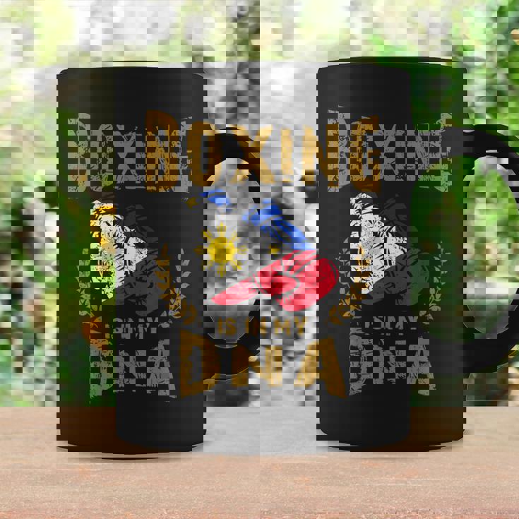 ボクシングは私の Dna にある フィリピン国旗のボクシング グローブ コーヒーマグ ギフトのアイデア