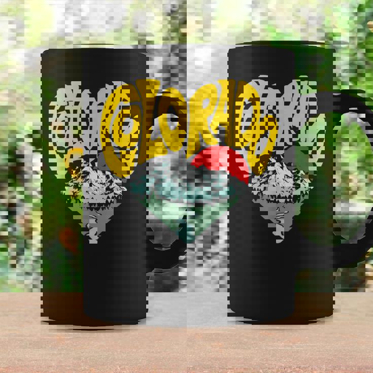 レトロ コロラド州 アウトドア 自然 恋人 ハート 山脈 グラフィック コーヒーマグ ギフトのアイデア