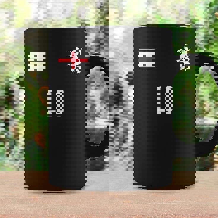 レトロなイングランド サッカー コーヒーマグ ギフトのアイデア