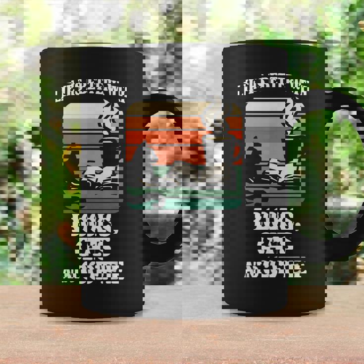 人生は本と猫と一緒に猫を読む カフェ 図書館 コーヒーマグ ギフトのアイデア