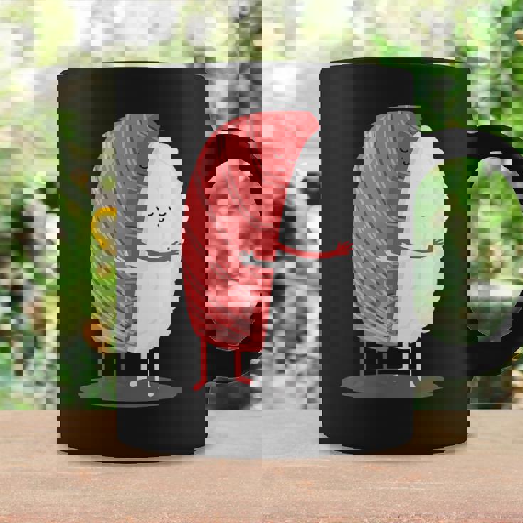 寿司 ハグ 甘い 和食 まぐろ にぎり コーヒーマグ ギフトのアイデア