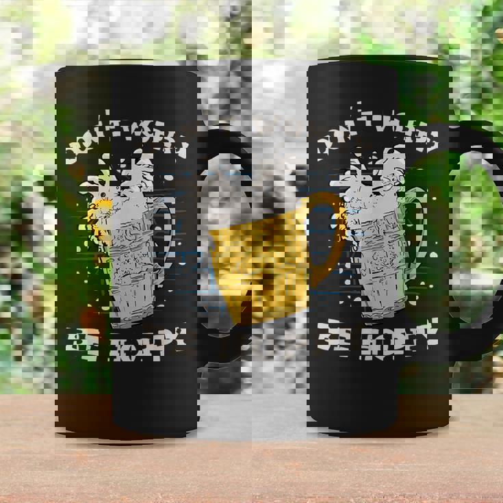 心配しないで、ホッピー・ブリューワー・ホップス・ビール コーヒーマグ ギフトのアイデア