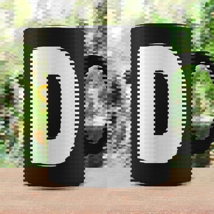 文字d 大文字 アルファベット モノグラム イニシャル コーヒーマグ ギフトのアイデア