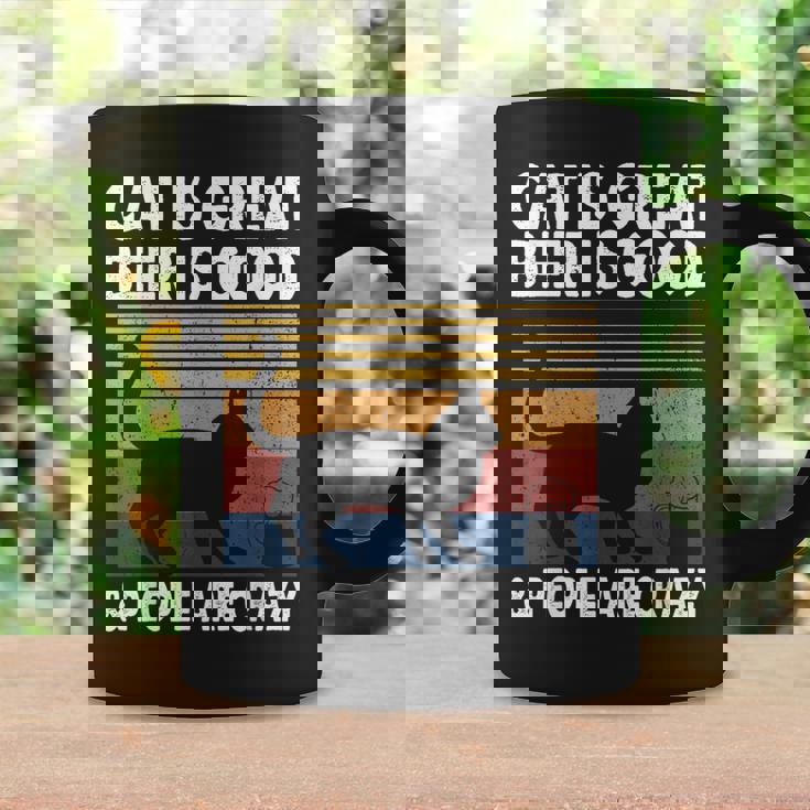 猫は素晴らしい ビールは美味しい、そして人々はクレイジー ビルマ猫 コーヒーマグ ギフトのアイデア