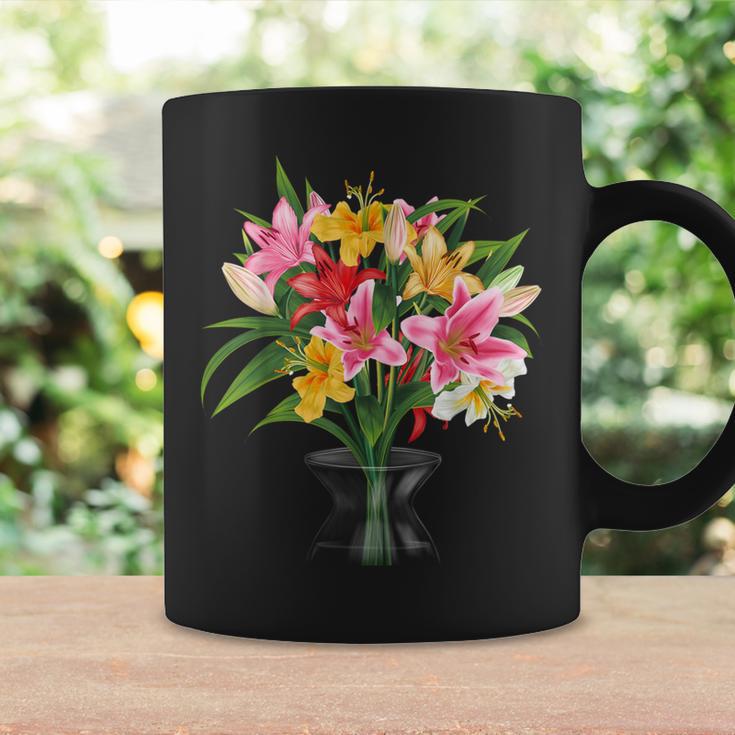 美しいユリの春の花 フローラルプリント ガーデニング コーヒーマグ ギフトのアイデア