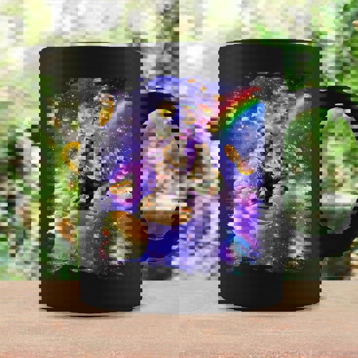 虹銀河のホットドッグに乗る宇宙の猫 コーヒーマグ ギフトのアイデア