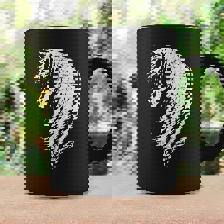 長い馬のたてがみを持つ美しい馬 コーヒーマグ ギフトのアイデア