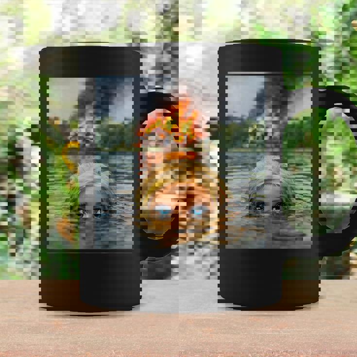 面白い人形の顔の服 ミーム 女性 男性 ヴィンテージ 水泳 コーヒーマグ ギフトのアイデア